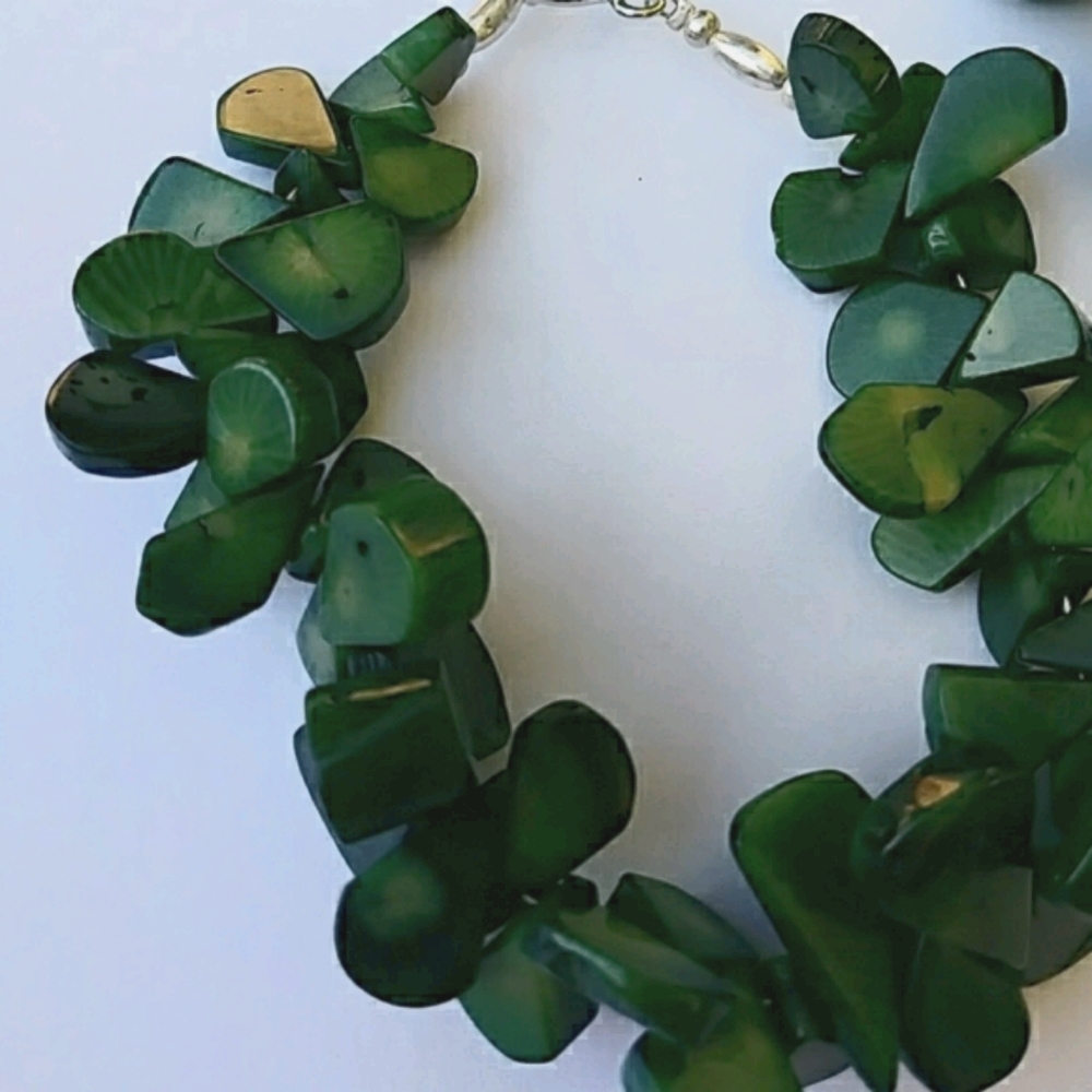 Set of 3 Flat Teardrop Emerald Green Agate? Necklace Earrings Bracelet Parure - Picture 3 of 12